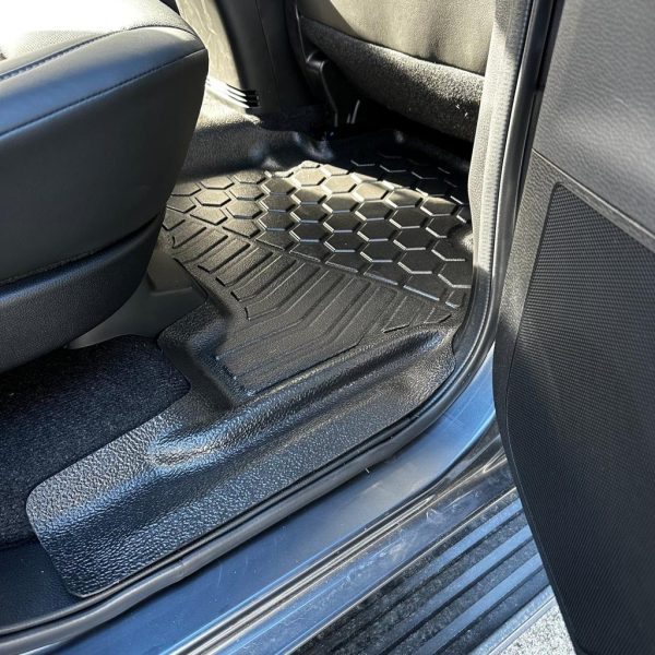 Mudtamer Isuzu Dmax 2021+ Floor Mats Rear Set